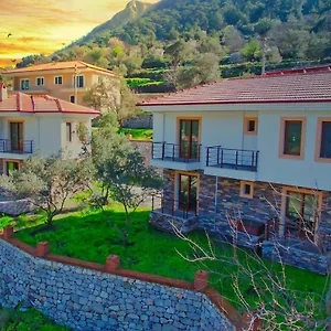  Otel Mons Casa Boutique