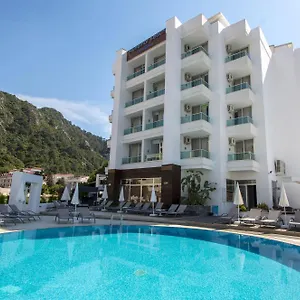 4* Отель Munamar Beach